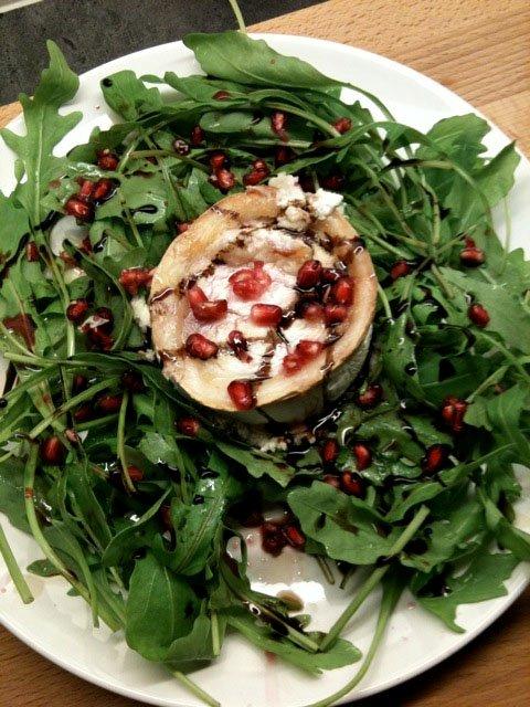 Ziegenkäse auf Ruccola.jpg